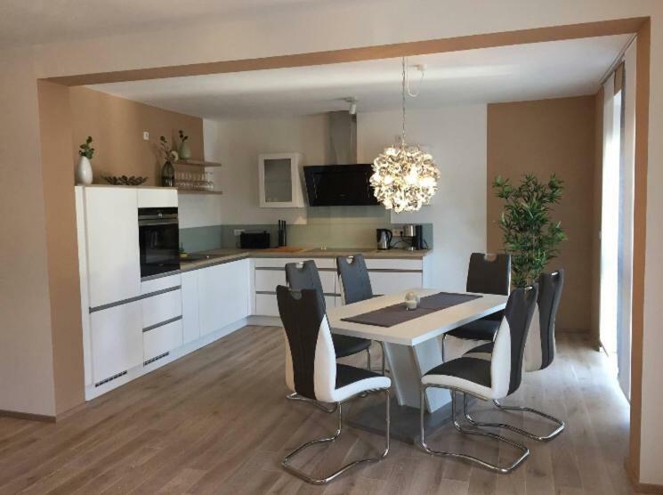 Koblenz Sued Exklusive Und Zentrale Designer Wohnung Buitenkant foto